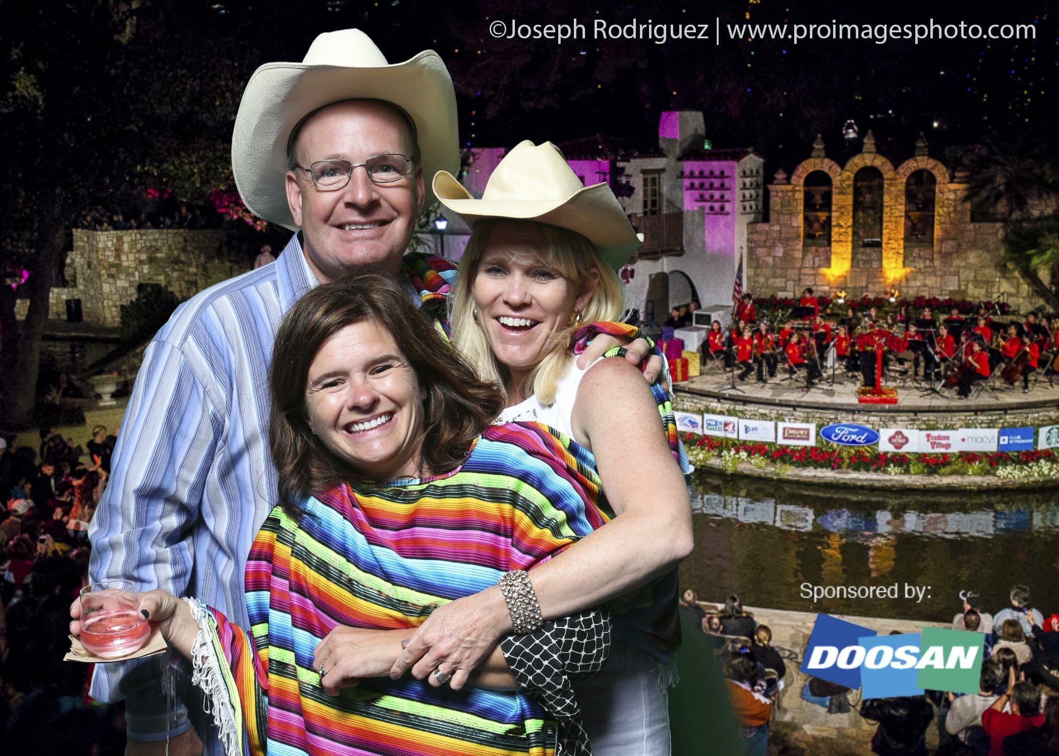 San Antonio Event Photography of attendees at Arneson River Theatre