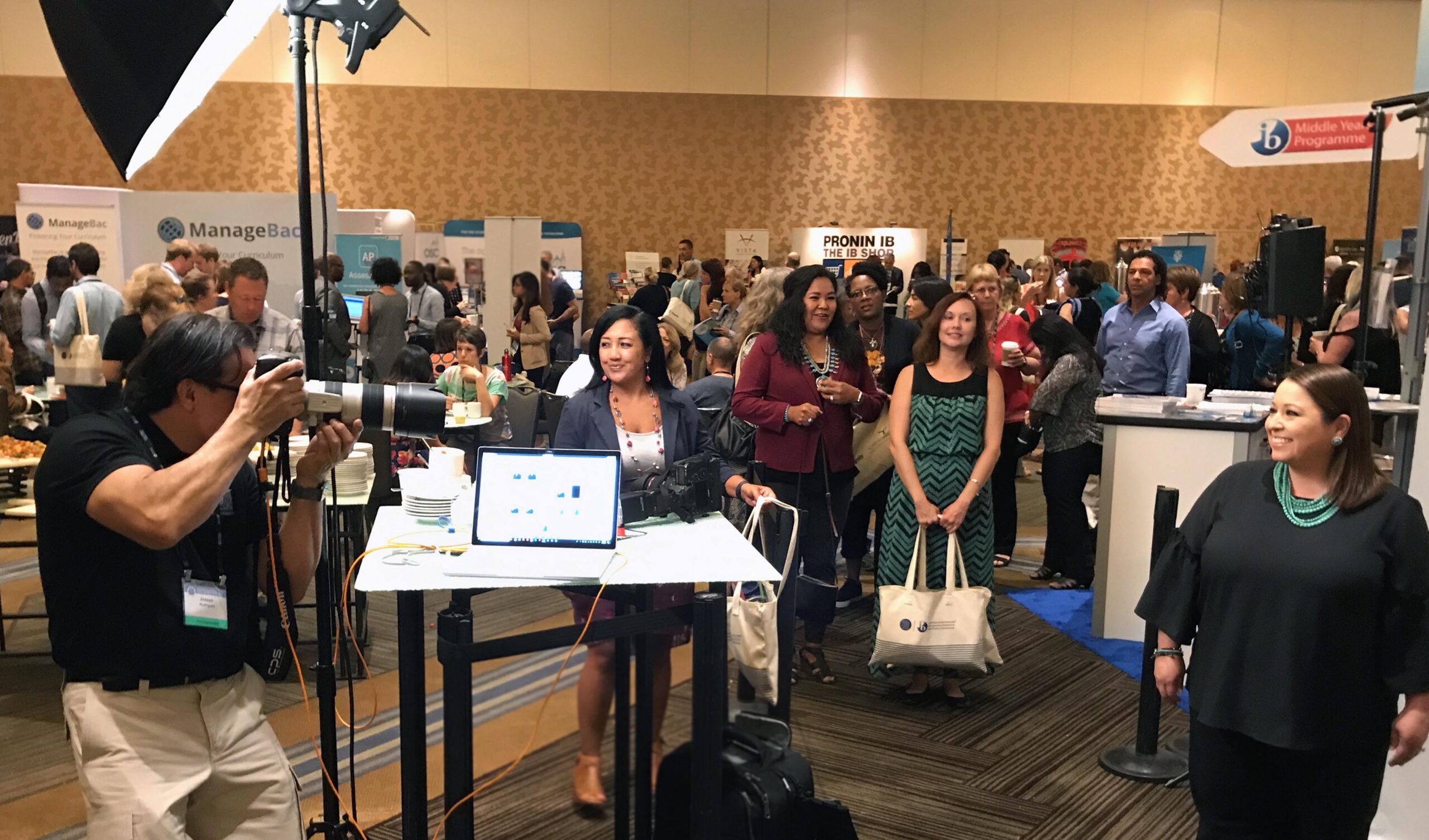 Headshot Stations Headshot Lounges for Conventions Tradeshows